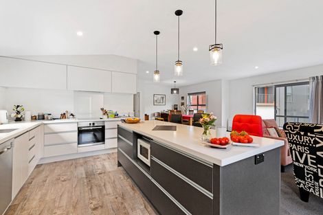 Photo of property in 15 Holloway Street, Clyde, 9330