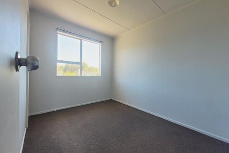 Photo of property in 139 Driver Crescent, Cannons Creek, Porirua, 5024