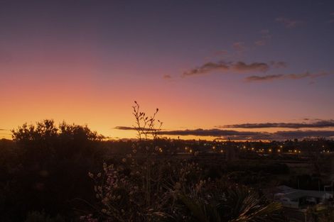 Photo of property in 10 Neil Place, Gate Pa, Tauranga, 3112