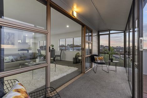 Photo of property in 61b Highland Park Drive, Highland Park, Auckland, 2010