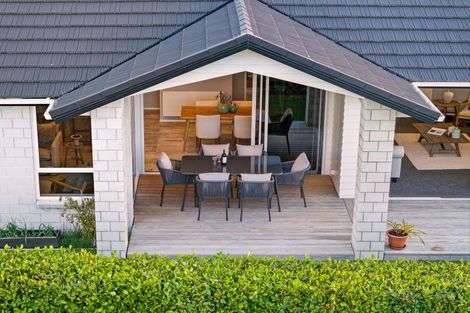 Photo of property in 46 Penetaka Heights, Pyes Pa, Tauranga, 3112