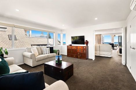 Photo of property in 203 Marine Parade, Mount Maunganui, 3116