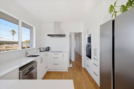 Photo of property in 9 Gordon Street, Te Puke, 3119