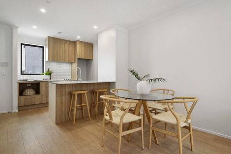 Photo of property in 22 Rauawa Lane, Hobsonville, 0616