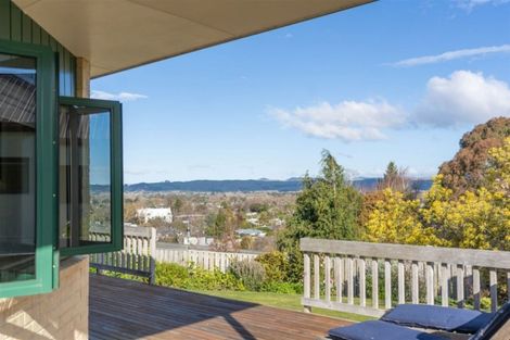 Photo of property in 3a Kauri Grove, Lansdowne, Masterton, 5810