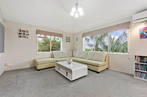 Photo of property in 13a Zion Road, Birkenhead, Auckland, 0626
