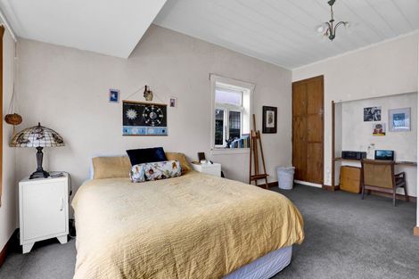 Photo of property in 7 Seddon Street, Westown, New Plymouth, 4310