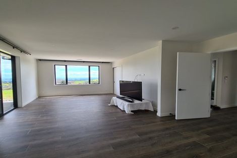 Photo of property in 15 Lawrence Carter Drive, Bombay, 2675