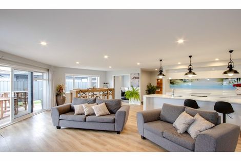 Photo of property in 18 Arrow Place, Te Awa, Napier, 4110