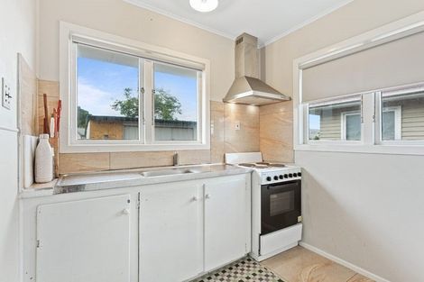 Photo of property in 16 Cheviot Street, Mangere East, Auckland, 2024