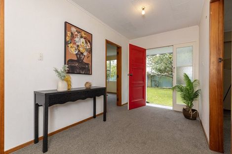 Photo of property in 120 Alexander Road, Raumati Beach, Paraparaumu, 5032