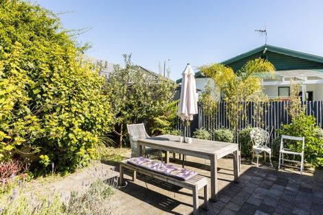 Photo of property in 95 Wellesley Road, Napier South, Napier, 4110