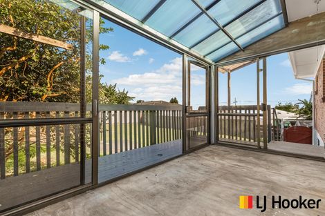 Photo of property in 1 Lynmore Drive, Hillpark, Auckland, 2102