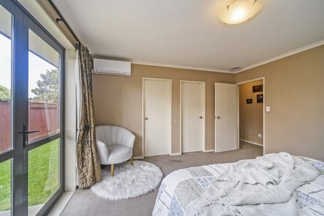 Photo of property in 22 Cleveland Heights, Kelvin Grove, Palmerston North, 4414