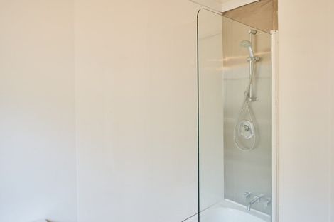 Photo of property in 24 Butt Street, Brooklyn, Wellington, 6021