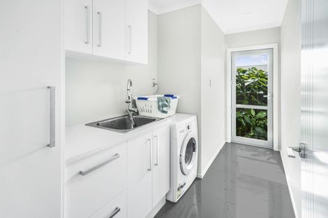 Photo of property in 4 Platina Place, Flagstaff, Hamilton, 3210