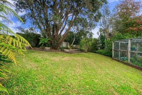 Photo of property in 2/42 Woodlands Crescent, Browns Bay, Auckland, 0630