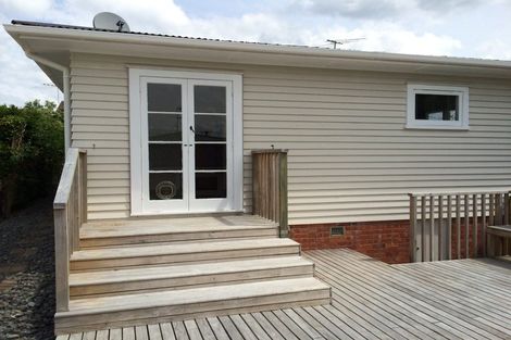 Photo of property in 1/13 Elliott Avenue, Bayview, Auckland, 0629