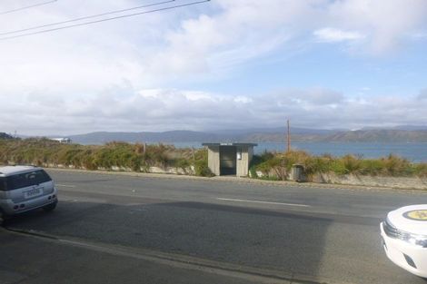 Photo of property in 1/179 Marine Parade, Seatoun, Wellington, 6022