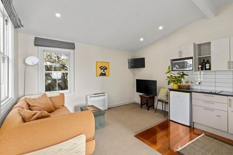 Photo of property in 7 Tonks Grove, Te Aro, Wellington, 6011