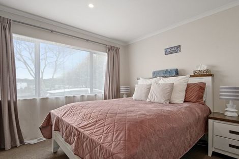 Photo of property in 9 Tapu Road, Huapai, Kumeu, 0810