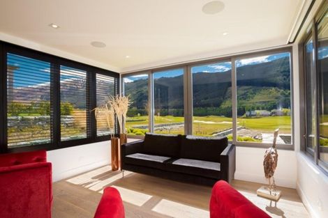 Photo of property in 5 Ogilvie Lane, Arrowtown, 9371