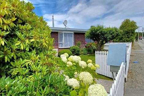 Photo of property in 2 Banks Street, Fairlie, 7925