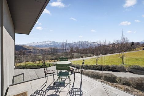 Photo of property in 16 Hayes View Lane, Lake Hayes, Queenstown, 9371