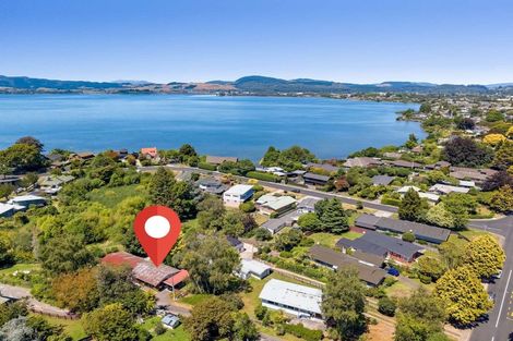Photo of property in 96a Grand Vue Road, Kawaha Point, Rotorua, 3010