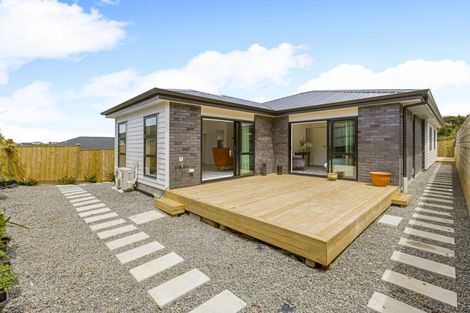 Photo of property in 2 Awaiti Way, Orewa, 0931