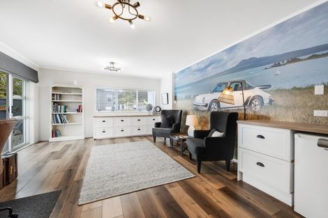 Photo of property in 19 Clovelly Road, Bucklands Beach, Auckland, 2012