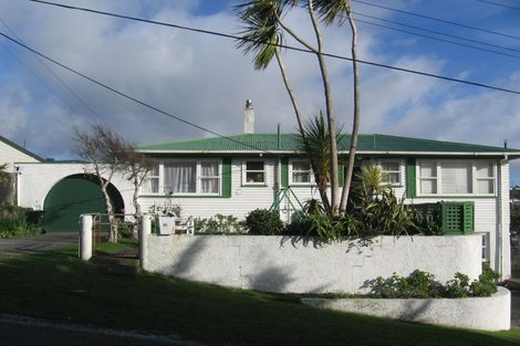Photo of property in 18 Sheridan Terrace, Johnsonville, Wellington, 6037