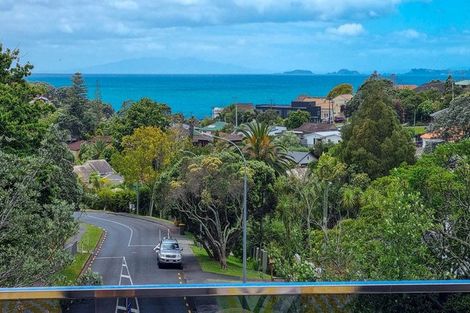 Photo of property in 1/16 Clematis Avenue, Murrays Bay, Auckland, 0630