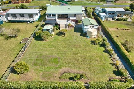 Photo of property in 18 Cullen Street, Mangawhai Heads, Mangawhai, 0505