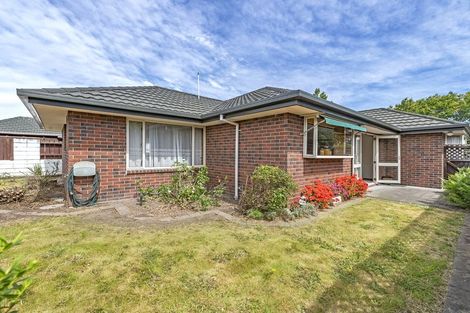 Photo of property in 2/128 Yaldhurst Road, Sockburn, Christchurch, 8042