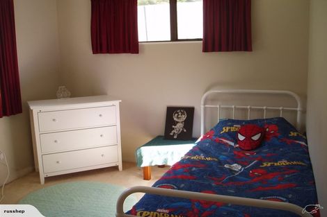 Photo of property in 2/25 Horoeka Street, Stokes Valley, Lower Hutt, 5019