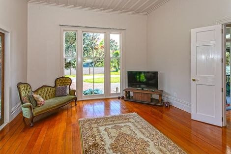Photo of property in 91 Whangapoua Sh25 Road, Coromandel, 3506