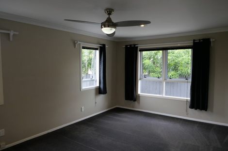 Photo of property in 4 Tawa Street, Waikanae, 5036