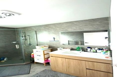Photo of property in 5a Ainsdale Place, Manurewa, Auckland, 2102