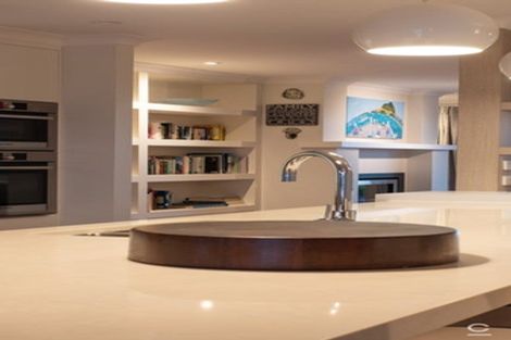 Photo of property in 152 Oceanview Road, Mount Maunganui, 3116