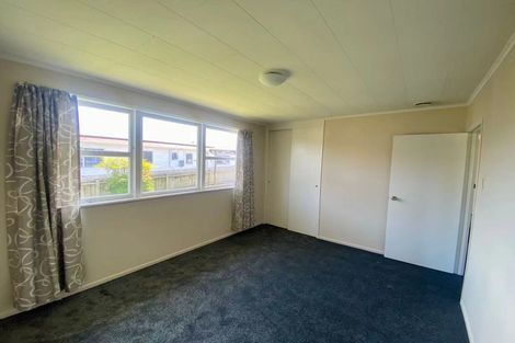 Photo of property in 155 View Road, Sunnyvale, Auckland, 0612