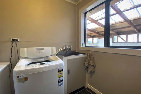 Photo of property in 32 Regent Street, Newfield, Invercargill, 9812