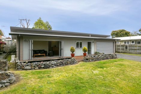 Photo of property in 2/18 Frederick Street, Two Mile Bay, Taupo, 3330