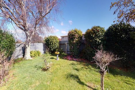 Photo of property in 33 Tararua Terrace, Cloverlea, Palmerston North, 4412
