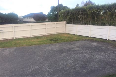 Photo of property in 44 Kervil Avenue, Te Atatu Peninsula, Auckland, 0610