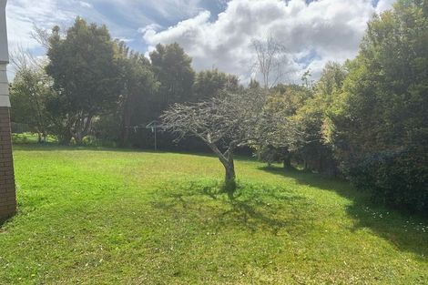 Photo of property in 11 Cockayne Crescent, Sunnynook, Auckland, 0620