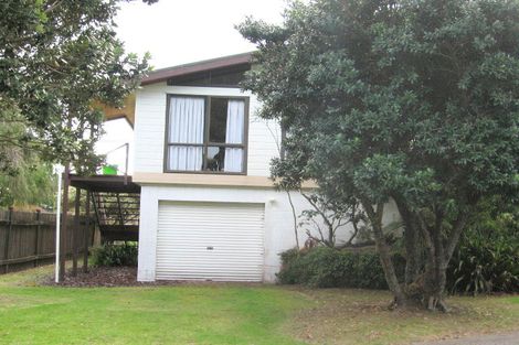 Photo of property in 14 Broken Hills Lane, Pauanui, Hikuai, 3579