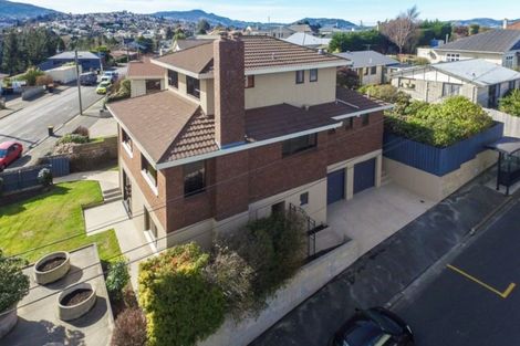 Photo of property in 255 Kenmure Road, Kenmure, Dunedin, 9011