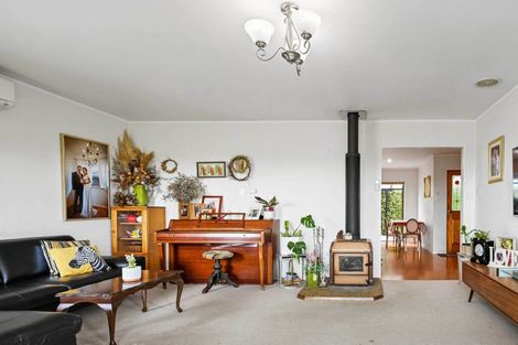 Photo of property in 76 Totara Drive, Pukete, Hamilton, 3200