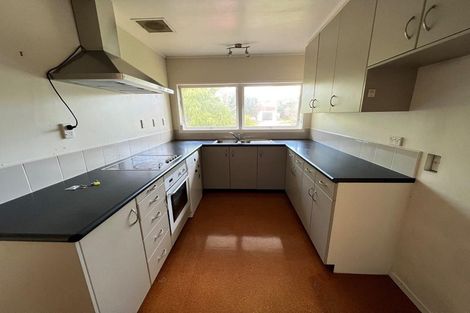 Photo of property in 20 Marywil Crescent, Hillcrest, Auckland, 0627